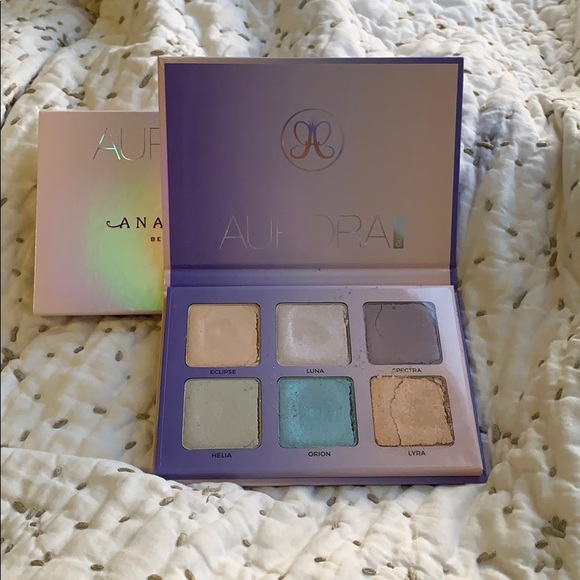 Aurora Glow Kit Highlighter - Picture 2 of 3